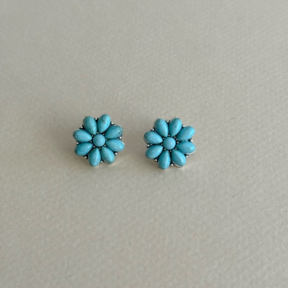 Turquoise Flower Stud Earrings N1748
